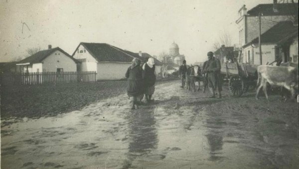 ВЕСТ ИЗ 1926. ГОДИНЕ: Овако су новине писале о поплавама које су те године погодиле Крушевац (ФОТО) ВЕСТ ИЗ 1926. ГОДИНЕ: Овако су новине писале о поплавама које су те године погодиле Крушевац (ФОТО)