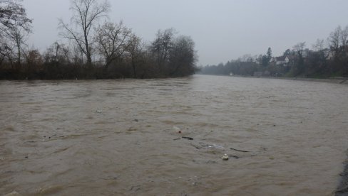 ЕКИПЕ У ПРИПРАВНОСТИ: Расте водостај река у краљевачком крају