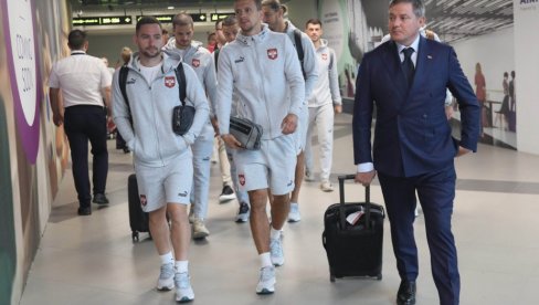 ORLOVI ODLETELI U BEČ: Fudbaleri Jordana sutra uveče glume Bugarsku ORLOVI ODLETELI U BEČ: Fudbaleri Jordana sutra uveče glume Bugarsku