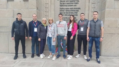 NAJBOLJI U STUDIJI SLUČAJA: Veliki uspeh učenika Druge ekonomske škole NAJBOLJI U STUDIJI SLUČAJA: Veliki uspeh učenika Druge ekonomske škole