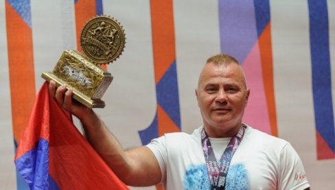 ЖИКА СЕ ИГРА РЕКОРДИМА: Живорад Марковић освојио две златне медаље на Светском купу у дизању тегова у Русији ЖИКА СЕ ИГРА РЕКОРДИМА: Живорад Марковић освојио две златне медаље на Светском купу у дизању тегова у Русији