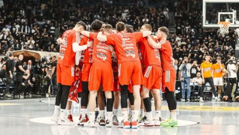 DOKAŽIMO DA NISMO ISTI! Crvena zvezda apelovala na delije pred treći meč finala ABA lige sa Partizanom DOKAŽIMO DA NISMO ISTI! Crvena zvezda apelovala na delije pred treći meč finala ABA lige sa Partizanom