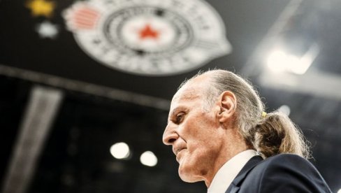 IDEMO PO TITULU! Duško Ivanović i pored 0:2 ubeđen da Zvezda može da odbrani ABA tron protiv Partizana IDEMO PO TITULU! Duško Ivanović i pored 0:2 ubeđen da Zvezda može da odbrani ABA tron protiv Partizana