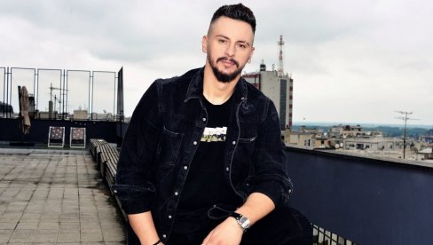 NISAM SKANDAL MAJSTOR, SVE RADIM LAGANO: Emir Đulović progovorio o sebi, pa otkrio kako se oko njega dešavaju jako čudne stvari NISAM SKANDAL MAJSTOR, SVE RADIM LAGANO: Emir Đulović progovorio o sebi, pa otkrio kako se oko njega dešavaju jako čudne stvari