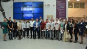 ИЗ КЛУПЕ НА РАДНО МЕСТО: Средња школа Свилајнац већ годинама сарађује са привредом ИЗ КЛУПЕ НА РАДНО МЕСТО: Средња школа Свилајнац већ годинама сарађује са привредом