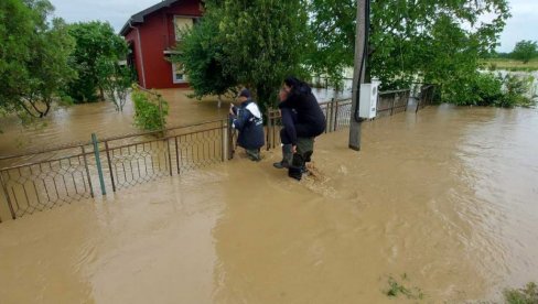 ВЛАДА УСВОЈИЛА ВАЖНУ ОДЛУКУ ЗА СВА ПОДРУЧЈА ПОГОЂЕНА ПОПЛАВАМА