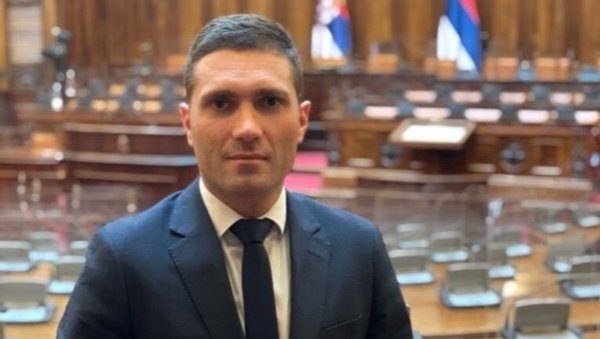 ТЕРЗИЋ ОДГОВОРИО МИЉУШУ: Не надај се новим санкцијама и погромима, јер Србија и Вучић то неће дозволити