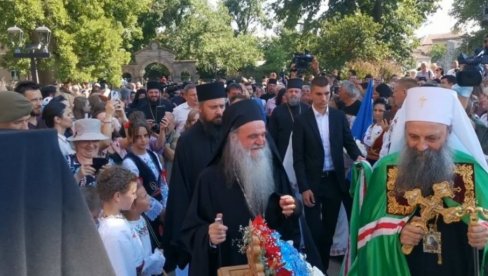 PATRIJARHU VIDOVDANSKA NAGRADA: Poglavar SPC predložen za najveće priznanje Kruševca - evo zašto je posebno vezan za ovaj grad (VIDEO)