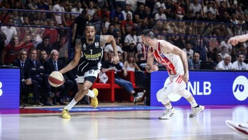 O TRENDOVIMA: Branko Lazić odgovorio Kevinu Panteru (FOTO) O TRENDOVIMA: Branko Lazić odgovorio Kevinu Panteru (FOTO)