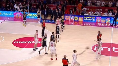 NIJE SE VIDELO U PRENOSU: Pogledajte kako je Ledej zakucao na asistenciju Mitrovića (VIDEO) NIJE SE VIDELO U PRENOSU: Pogledajte kako je Ledej zakucao na asistenciju Mitrovića (VIDEO)