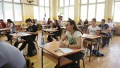 ZAVRŠNI ISPIT 23, 24 I 25 JULA: Malu maturu polaže 64.500 osmaka