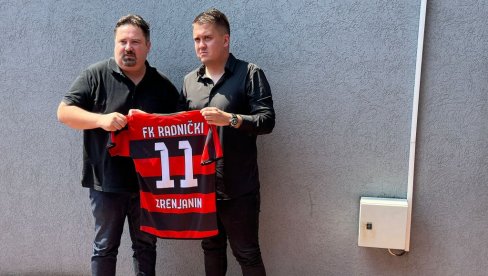 SRPSKOLIGAŠ RADNIČKI PREDSTAVIO NOVOG TRENERA: Promocija mladog fudbalskog stručnjaka Zdravka Raukovića (FOTO) SRPSKOLIGAŠ RADNIČKI PREDSTAVIO NOVOG TRENERA: Promocija mladog fudbalskog stručnjaka Zdravka Raukovića (FOTO)