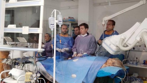DANAS STENT, SUTRA KUĆI: Nova minimalno invazivna metoda u angiosali Zdravstvenog centra Valjevo DANAS STENT, SUTRA KUĆI: Nova minimalno invazivna metoda u angiosali Zdravstvenog centra Valjevo