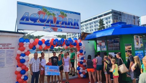 SEZONA KUPANJA POČINJE U PETAK: Jagodinski Akva park spremno dočekuje posetioce(FOTO) SEZONA KUPANJA POČINJE U PETAK: Jagodinski Akva park spremno dočekuje posetioce(FOTO)