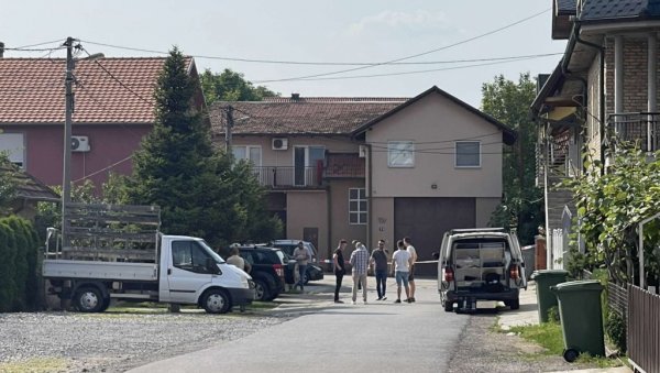 ПОЛИЦИЈА ТРАГА ЗА УБИЦОМ ИЗ ЗЕМУНА: Постоје индиције ко је убио Милана Јоровића ПОЛИЦИЈА ТРАГА ЗА УБИЦОМ ИЗ ЗЕМУНА: Постоје индиције ко је убио Милана Јоровића