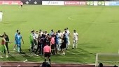 KAKVA JE OVO LUDNICA? Hrvat isključen i to na meču Indija - Pakistan (VIDEO) KAKVA JE OVO LUDNICA? Hrvat isključen i to na meču Indija - Pakistan (VIDEO)
