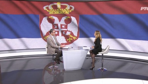 НА ЗАПАДУ МИСЛЕ ДА ЈЕ МОГУЋЕ ДА СЕ ТЕРОР НАД СРБИМА НАСТАВЉА Вучић: Дотерало је цара до дувара НА ЗАПАДУ МИСЛЕ ДА ЈЕ МОГУЋЕ ДА СЕ ТЕРОР НАД СРБИМА НАСТАВЉА Вучић: Дотерало је цара до дувара