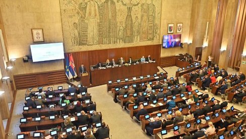 НАЈВИШЕ НОВЦА ЗА ШКОЛЕ, БОЛНИЦЕ И ПУТЕВЕ: Војвођанска каса за ову годину захваљујући ребалансу богатија за осам милијарди НАЈВИШЕ НОВЦА ЗА ШКОЛЕ, БОЛНИЦЕ И ПУТЕВЕ: Војвођанска каса за ову годину захваљујући ребалансу богатија за осам милијарди