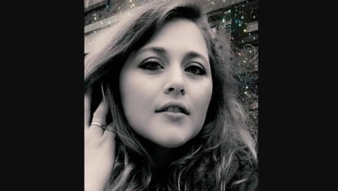 TRAGEDIJA: Dečak (2) našao pištolj na noćnom ormariću i slučajno ubio trudnu majku TRAGEDIJA: Dečak (2) našao pištolj na noćnom ormariću i slučajno ubio trudnu majku
