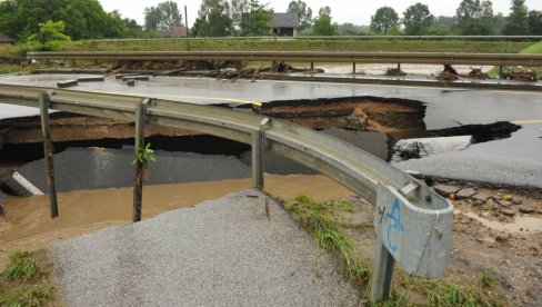 NAJVIŠE STRADALI PUTEVI: Poplave u kraljevačkom kraju pričinile štetu od 590 miliona dinara