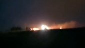 UDAR GROMA IZAZVAO VELIKI POŽAR: Vatrena stihija guta njivu u Subotici (VIDEO) UDAR GROMA IZAZVAO VELIKI POŽAR: Vatrena stihija guta njivu u Subotici (VIDEO)