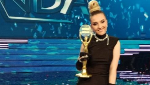 SLAVICA ANGELOVA JE POBEDNICA ZVEZDA GRANDA: Najemotivniji i najupečatljiviji momenti na sceni i iza kulisa finalne večeri (FOTO/VIDEO) SLAVICA ANGELOVA JE POBEDNICA ZVEZDA GRANDA: Najemotivniji i najupečatljiviji momenti na sceni i iza kulisa finalne večeri (FOTO/VIDEO)