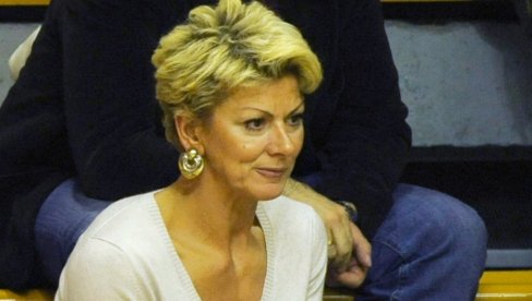 SVI VOLE MOJ BUREK Ceca radi u pekari, ljudi komentarišu: Ne mogu da verujem ko me služi SVI VOLE MOJ BUREK Ceca radi u pekari, ljudi komentarišu: Ne mogu da verujem ko me služi