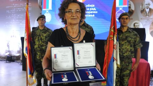 ZA SPOMENICU PRIJAVLJENO 52.480 BORACA I NESTALIH: U Medveđi će danas prvi put grupno biti uručena priznanja zaslužnima za odbranu države ZA SPOMENICU PRIJAVLJENO 52.480 BORACA I NESTALIH: U Medveđi će danas prvi put grupno biti uručena priznanja zaslužnima za odbranu države