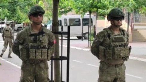 TURSKA PREUZIMA KOMANDU NAD SNAGAMA KFORA: Novi komandant biće general Ulutas TURSKA PREUZIMA KOMANDU NAD SNAGAMA KFORA: Novi komandant biće general Ulutas
