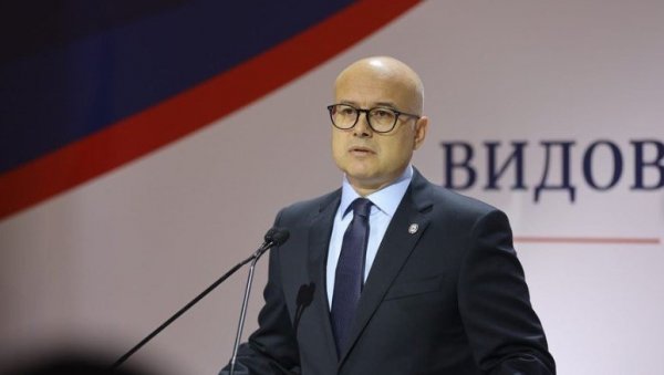 ПРЕДСЕДНИЧЕ, СНС ЋЕ БИТИ ПРВИ, НАЈБРОЈНИЈИ ВАГОН У ПОКРЕТУ ЗА НАРОД И ДРЖАВУ: Вучевић на обележавању Видовдана (ВИДЕО) ПРЕДСЕДНИЧЕ, СНС ЋЕ БИТИ ПРВИ, НАЈБРОЈНИЈИ ВАГОН У ПОКРЕТУ ЗА НАРОД И ДРЖАВУ: Вучевић на обележавању Видовдана (ВИДЕО)