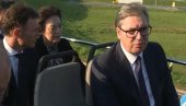 VUČIĆ O OPOZICIJI: Oni zaustave Srbiju na dva - tri sata, mi hoćemo da ona ide brže VUČIĆ O OPOZICIJI: Oni zaustave Srbiju na dva - tri sata, mi hoćemo da ona ide brže