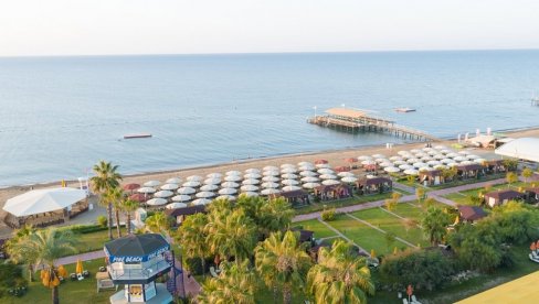 PROSTRANA PEŠČANA PLAŽA KAKVU SVI ŽELE: Belek je pravi izbor, a naša preporuka je Pine Beach Belek 5*