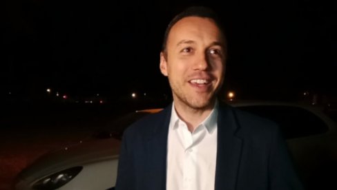 FORSIRANJE JE ODUSTAJENJE OD SEBE: Nakon raskida oglasio se Bane Mojićević, evo šta je razlog kraha FORSIRANJE JE ODUSTAJENJE OD SEBE: Nakon raskida oglasio se Bane Mojićević, evo šta je razlog kraha