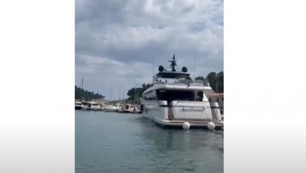ЗАПАЛИЛА СЕ ЈАХТА У ХРВАТСКОМ ПРИМОРЈУ: Утврђује се узрок пожара, на срећу нема повређених ЗАПАЛИЛА СЕ ЈАХТА У ХРВАТСКОМ ПРИМОРЈУ: Утврђује се узрок пожара, на срећу нема повређених