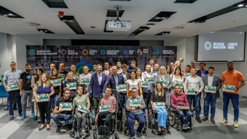 SVAKA ČAST: Oni su heroji Beogradskog maratona SVAKA ČAST: Oni su heroji Beogradskog maratona