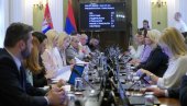 И ПРЕДУЗЕТНИЦАМА ПОРОДИЉСКО ОДСУСТВО ОД ДВЕ ГОДИНЕ ЗА ТРЕЋЕ ДЕТЕ: Скупштински одбор аминовао законске измене
