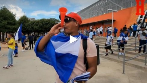 SAD: LJubitelji fudbala se okupljaju na stadionu u Hjustonu SAD: LJubitelji fudbala se okupljaju na stadionu u Hjustonu