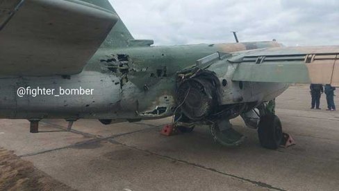 POGLEDAJTE – OVO MOŽE SAMO SU-25: Sletanje bez točkova, na trbuh na betonsku pistu (VIDEO) POGLEDAJTE – OVO MOŽE SAMO SU-25: Sletanje bez točkova, na trbuh na betonsku pistu (VIDEO)