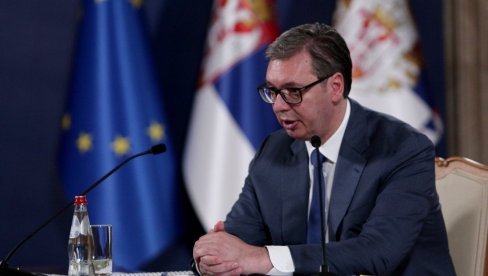 PREDSEDNIK VUČIĆ PROGLAŠEN ZA POČASNOG GRAĐANINA SUBOTICE: Skupština podržala predlog gradonačelnika Stevana Bakića