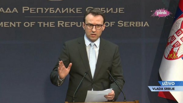 ПЕТКОВИЋ: Док Свечља без доказа криминализује Србе, потајно грли нарко-дилере из Самоопредељења ПЕТКОВИЋ: Док Свечља без доказа криминализује Србе, потајно грли нарко-дилере из Самоопредељења