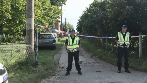 СТАРИЈИ УНУК (14) УБИО МЛАЂЕГ (12) ПУШКОМ: Подигнута оптужница против бабе дечака који је убио брата код Младеновца СТАРИЈИ УНУК (14) УБИО МЛАЂЕГ (12) ПУШКОМ: Подигнута оптужница против бабе дечака који је убио брата код Младеновца