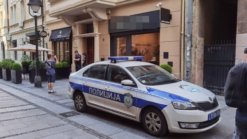 MESTO ZLOČINA U CENTRU BEOGRADA: Ovo je zgrada u kojoj je ubijena Noa (VIDEO) MESTO ZLOČINA U CENTRU BEOGRADA: Ovo je zgrada u kojoj je ubijena Noa (VIDEO)