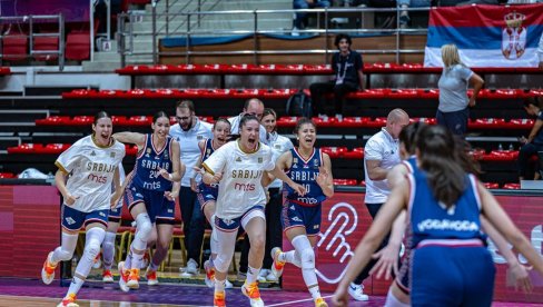 СРБИЈА ЈЕ КОШАРКАШКО ЧУДО! Јуниорке кроз драму до полуфинала Европског првенства СРБИЈА ЈЕ КОШАРКАШКО ЧУДО! Јуниорке кроз драму до полуфинала Европског првенства
