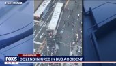 TEŠKA NESREĆA U NJUJORKU: U sudaru autobusa na Menhetnu povređeno 18 ljudi (VIDEO) TEŠKA NESREĆA U NJUJORKU: U sudaru autobusa na Menhetnu povređeno 18 ljudi (VIDEO)