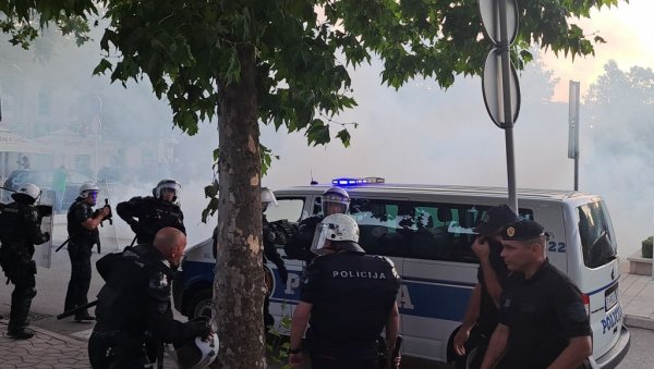 ХАЈКА НА СРБЕ НЕ ПРЕСТАЈЕ: Наш народ у Црној Гори дискриминишу и после пада режима ДПС ХАЈКА НА СРБЕ НЕ ПРЕСТАЈЕ: Наш народ у Црној Гори дискриминишу и после пада режима ДПС