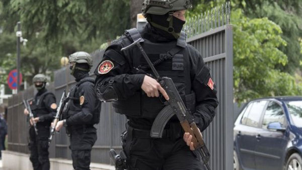 НА СКАЈУ ОТКРИЛИ ТОРТУРУ ПОЛИЦИЈЕ ЦРНЕ ГОРЕ: Основна тужилаштва још без адекватног одговора на злостављање СПБОК НА СКАЈУ ОТКРИЛИ ТОРТУРУ ПОЛИЦИЈЕ ЦРНЕ ГОРЕ: Основна тужилаштва још без адекватног одговора на злостављање СПБОК