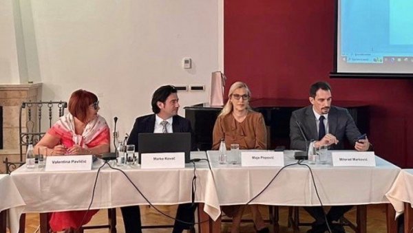 ДЕКОДИРАЊЕ Sky АПЛИКАЦИЈЕ КЉУЧНО У БОРБИ ПРОТИВ ОРГАНИЗОВАНОГ КРИМИНАЛА: Сусрет министара правде Србије и Црне Горе ДЕКОДИРАЊЕ Sky АПЛИКАЦИЈЕ КЉУЧНО У БОРБИ ПРОТИВ ОРГАНИЗОВАНОГ КРИМИНАЛА: Сусрет министара правде Србије и Црне Горе