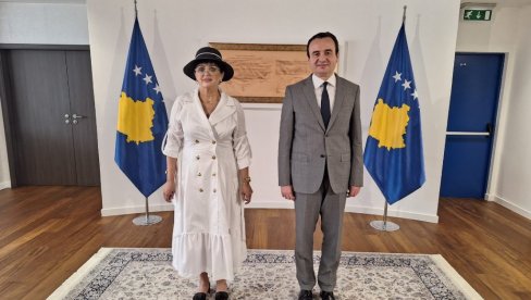 DOBILA ŠUT KARTU: Peci smenio Slađanu Pantović sa mesta zamenika predsednika Opštine Zvečan (FOTO) DOBILA ŠUT KARTU: Peci smenio Slađanu Pantović sa mesta zamenika predsednika Opštine Zvečan (FOTO)