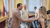 BESPLATNA AUTOSEDIŠTA ZA BEBE: Opština Lazarevac nastavlja sa akcijom pomoći roditeljima BESPLATNA AUTOSEDIŠTA ZA BEBE: Opština Lazarevac nastavlja sa akcijom pomoći roditeljima