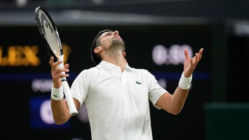 BRUKA: Ovo što je Novak Đoković doživeo od Australijan opena je neopevani bezobrazluk! (FOTO) BRUKA: Ovo što je Novak Đoković doživeo od Australijan opena je neopevani bezobrazluk! (FOTO)